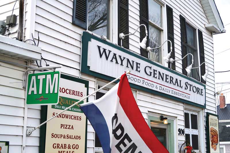Wayne What a Find Maine Boats Homes & Harbors