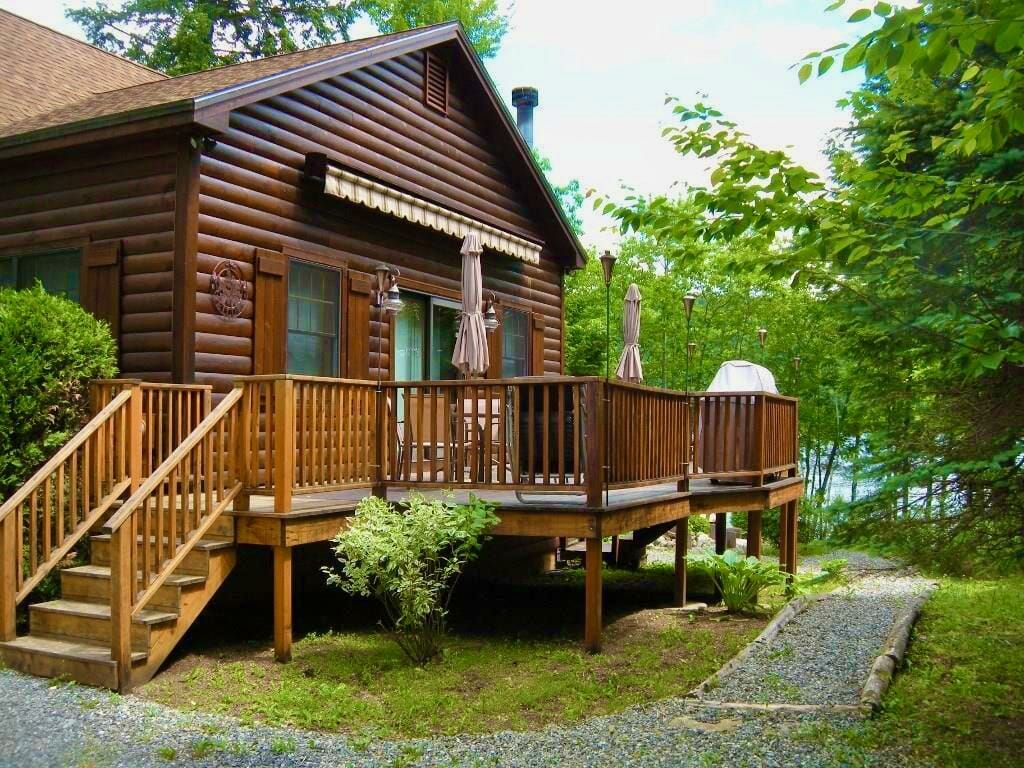 SOLD!!! Long Pond Year Round Maine Cabin Masters