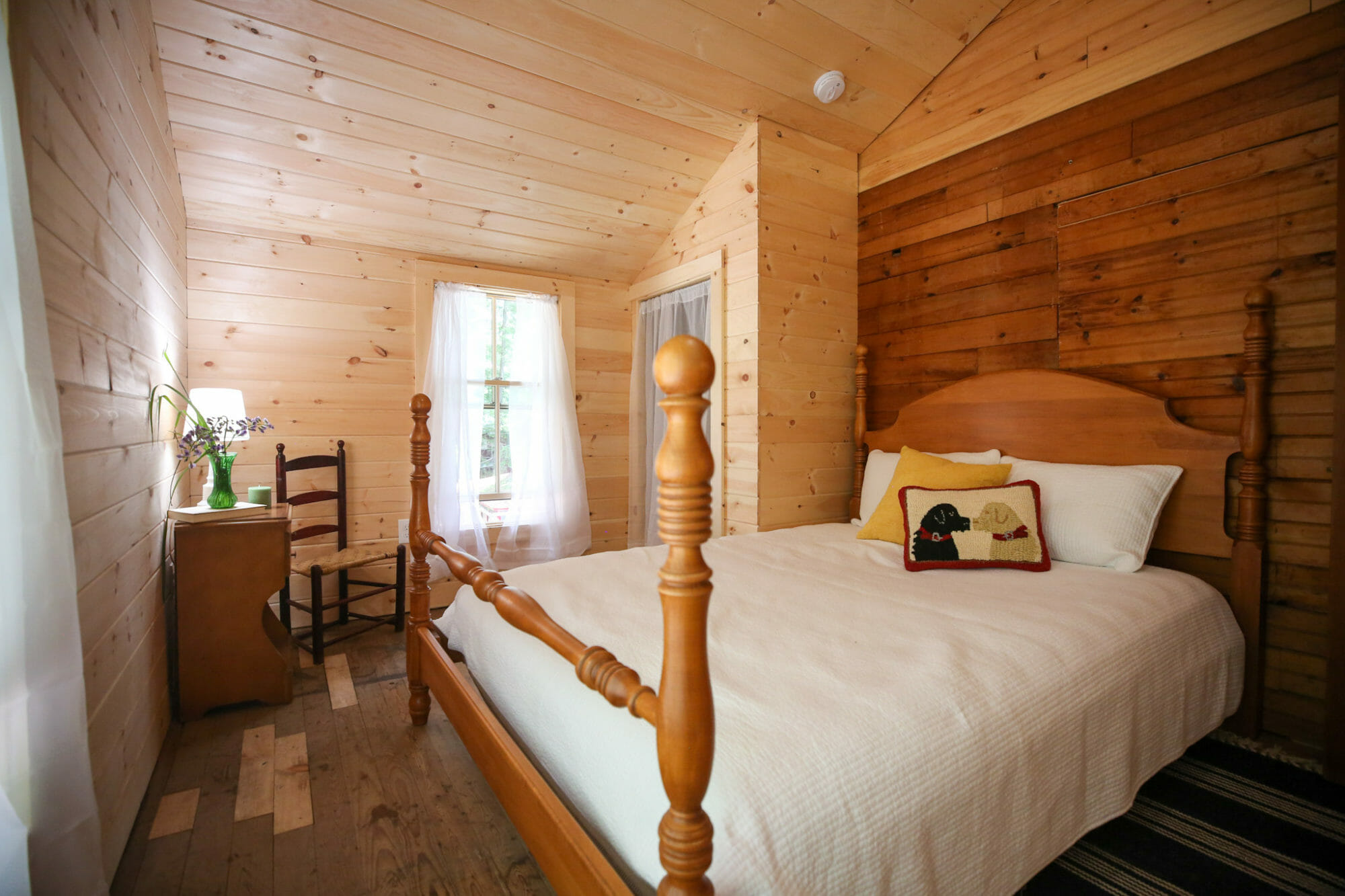 703 Rivalry at the Chadwick Cabin Maine Cabin Masters