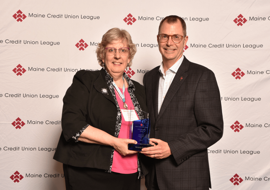 Beverly Knapp Honored as the 2023 Outstanding CEO