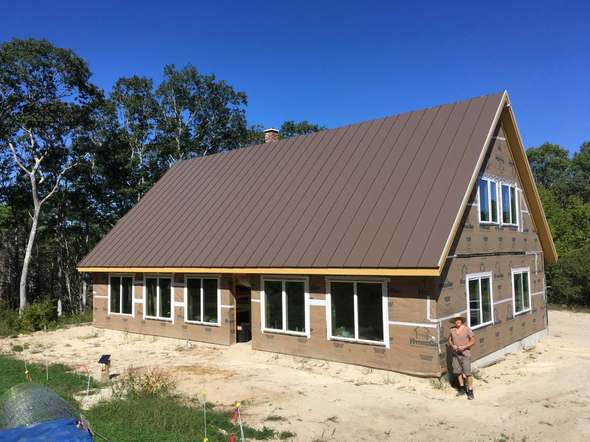 Forbes House 2500 sq ft, 3BR, 2.5 Baths, W. Bath MAINE SUNWORKS