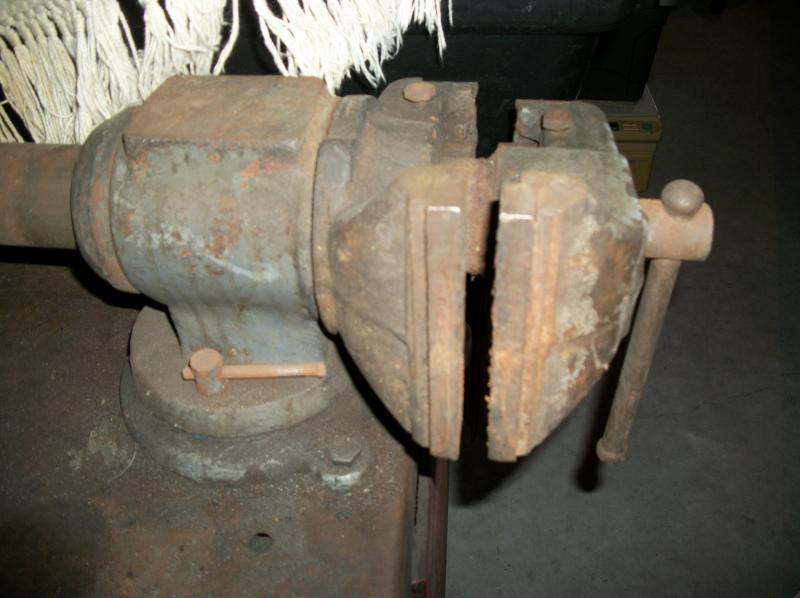 Buster Spaulding Auction Sale July 29, 2012 Car Auction Gun Auction