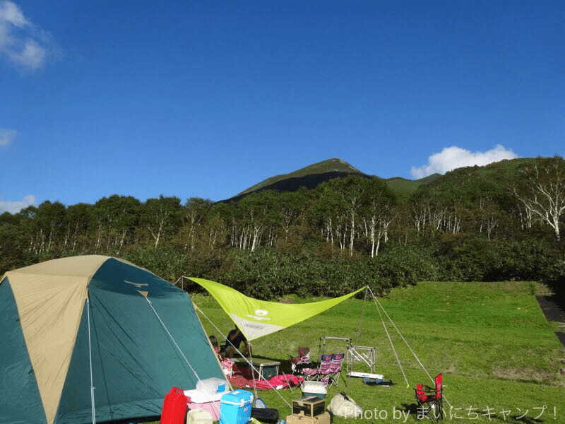 ニセコ野営場は登山のベースキャンプにぴったり！ニセコの山々が絶景のキャンプ場｜北海道ニセコ町