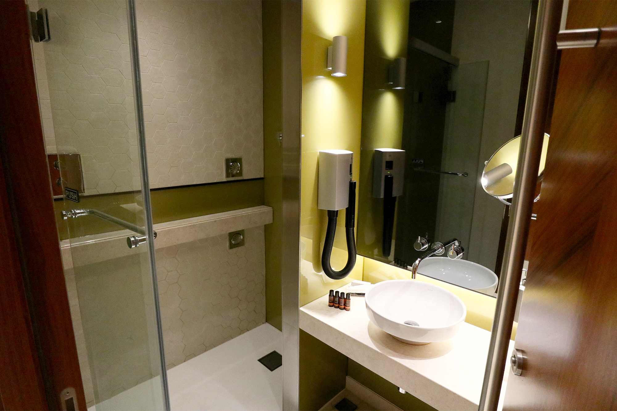 Qatar Airways is opening its own lounge at Singapore Changi T1 Mainly Miles