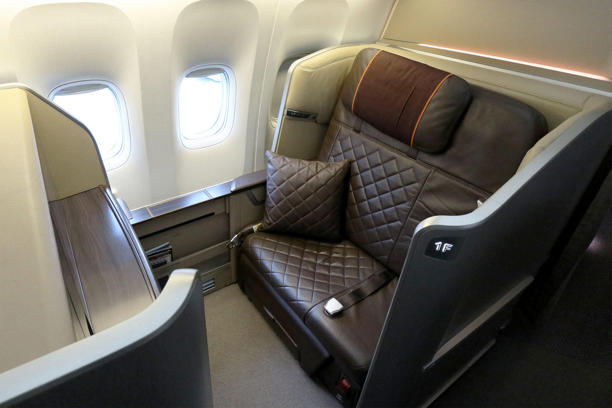 air france 777 business class bulkhead Rossana Mancini