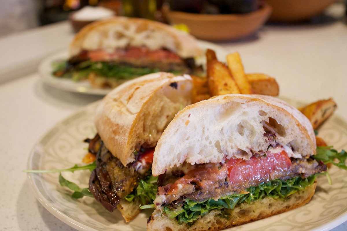 Sandwich Main St Kitchen & Bar