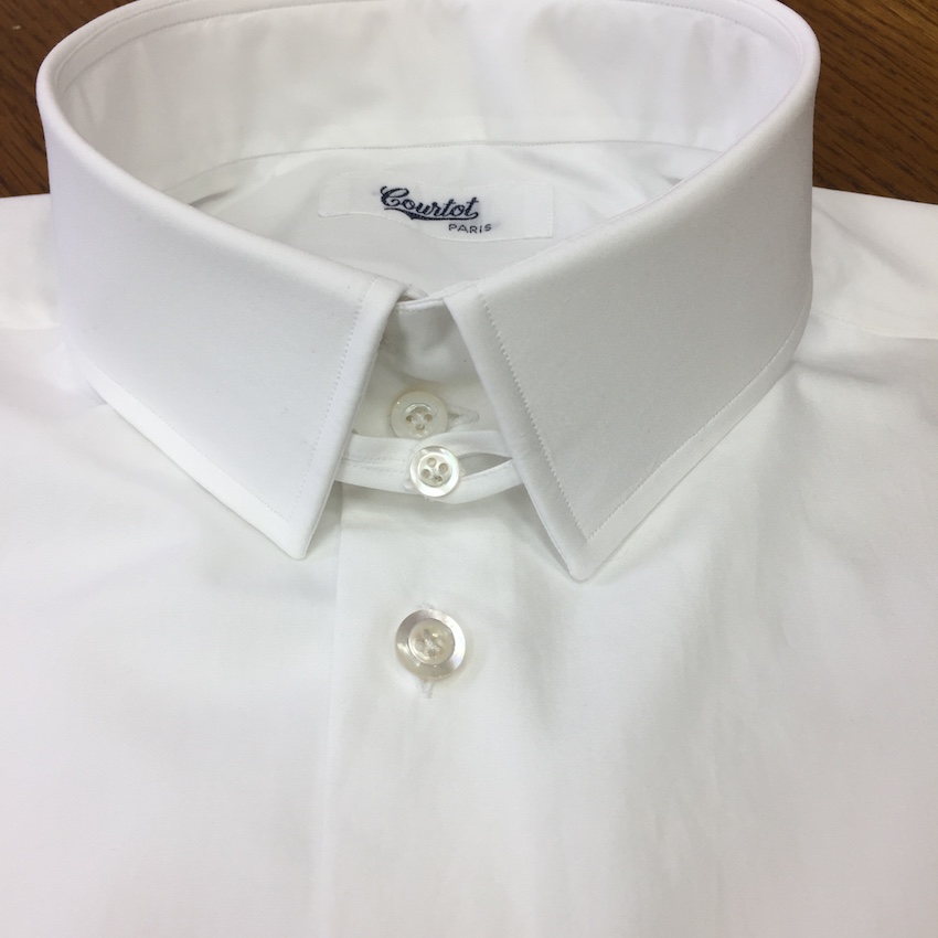Le col Anglais pour votre chemise sur mesure Maison Courtot Paris