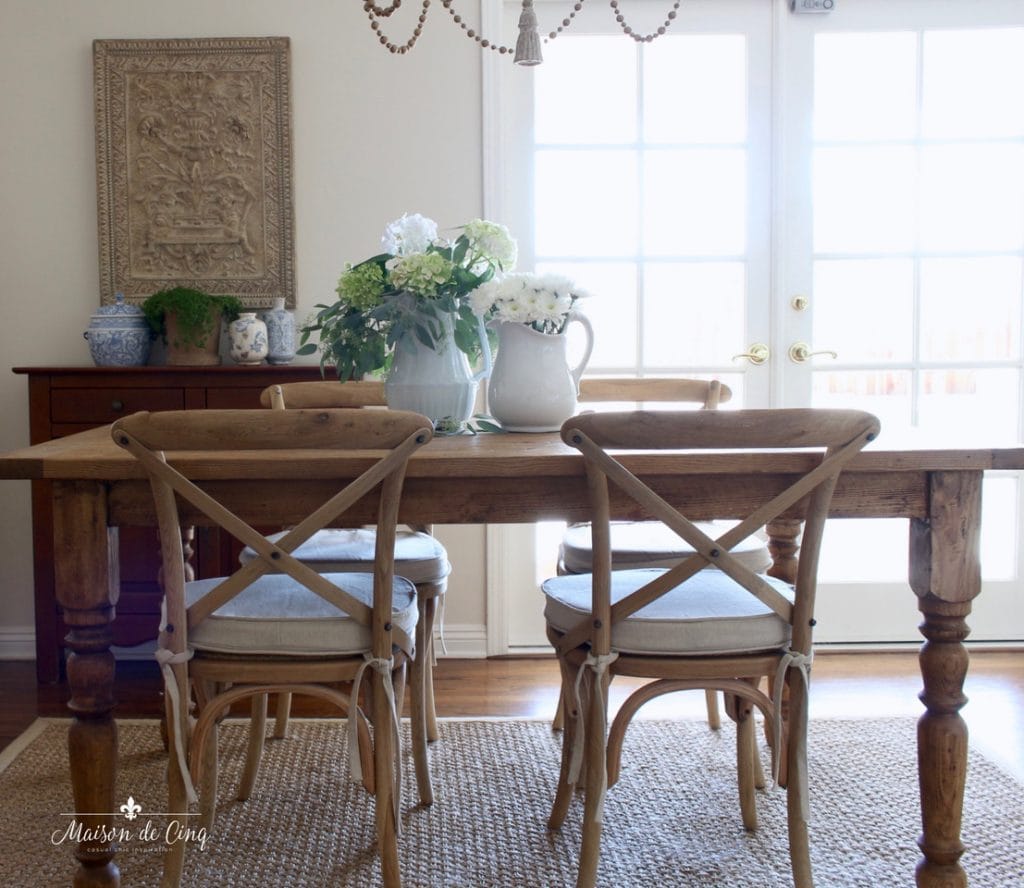French Farmhouse Table And Chairs / Outdoor Dining Room French Style