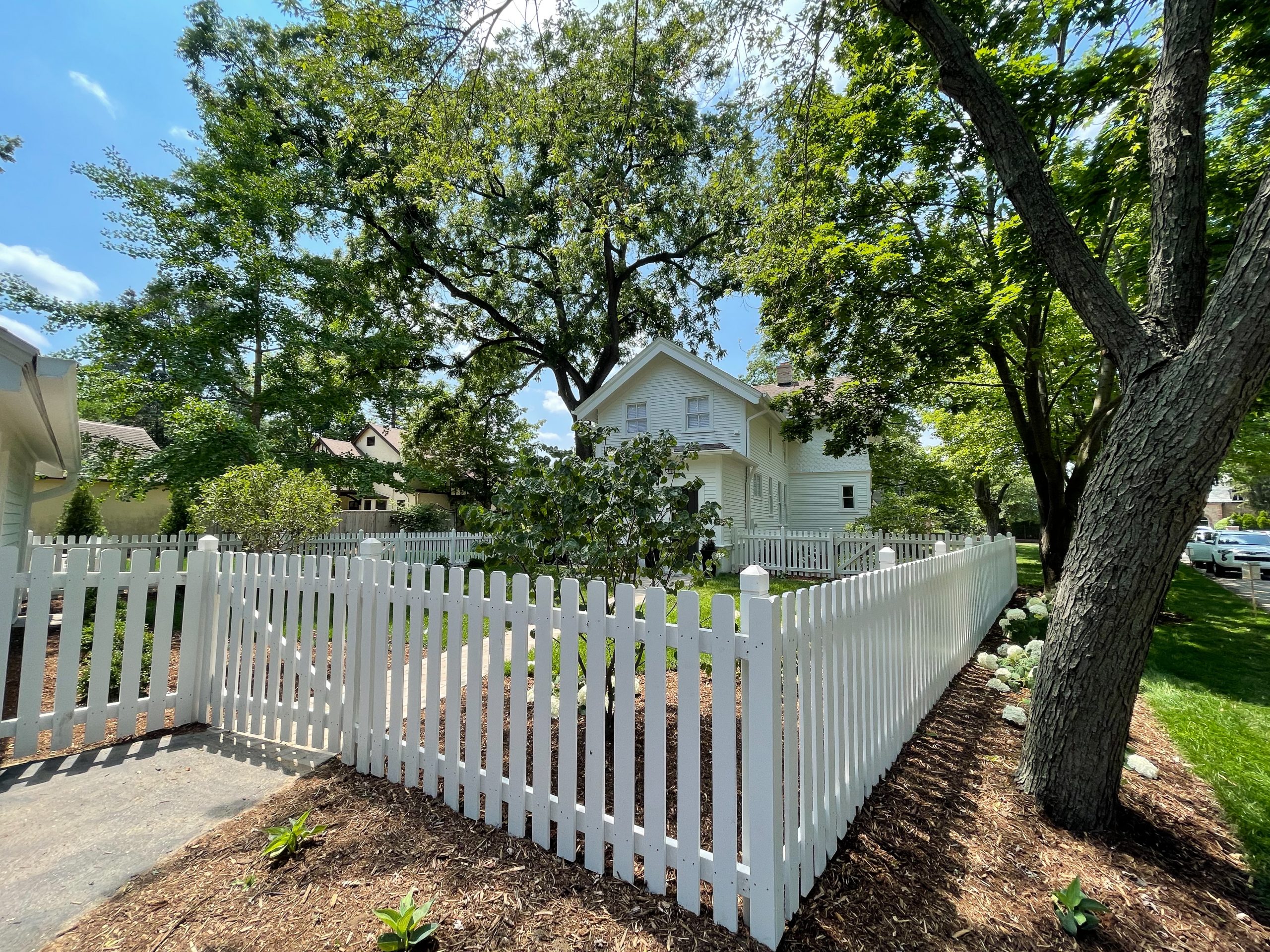 Maison La Belle Oconomowoc Historic Rental House