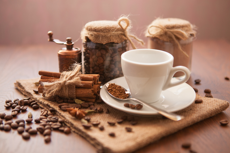 10 Makanan Dan Minuman Selain Kopi Yang Mengandung Kafein | Otten Coffee