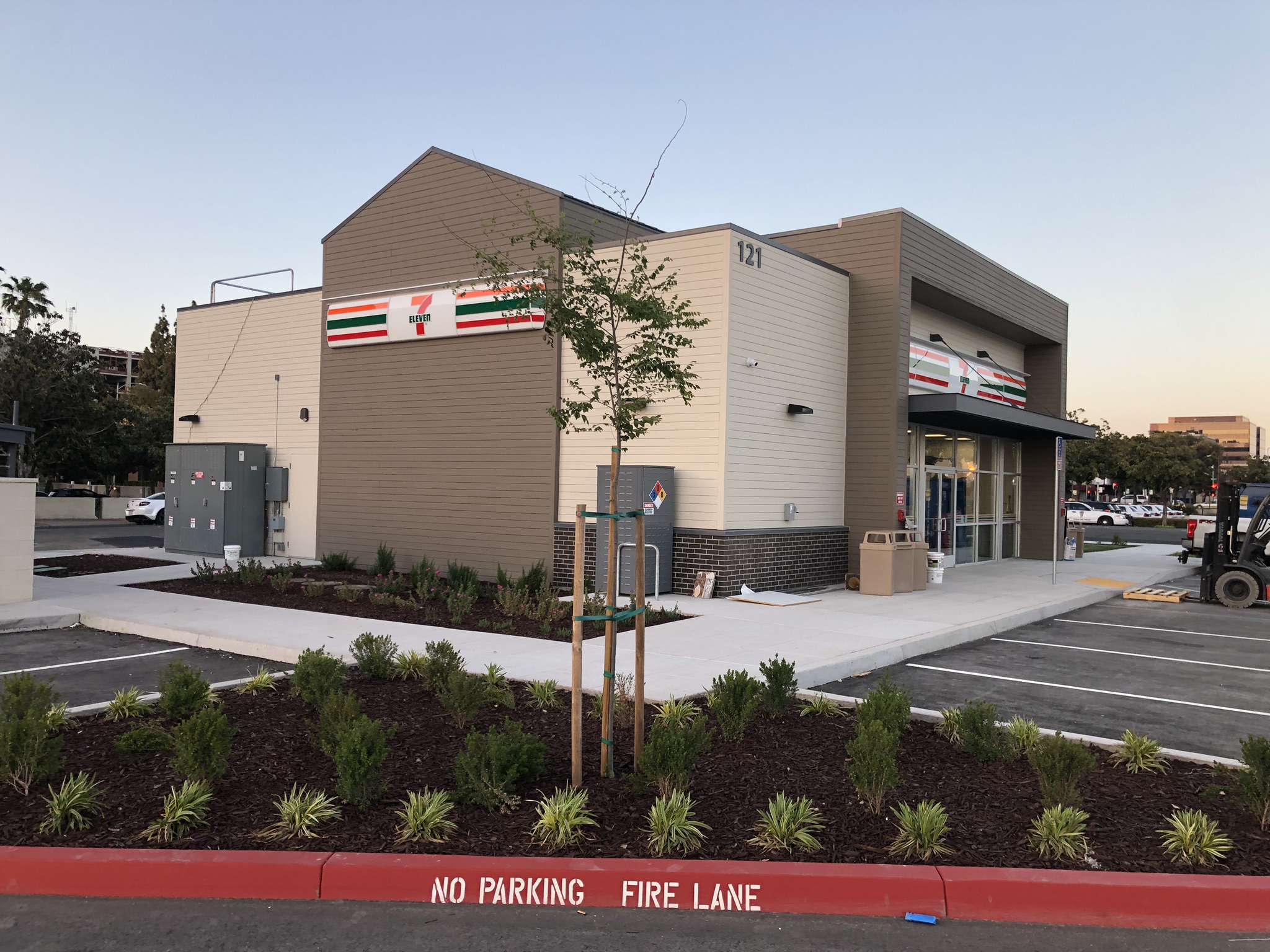 Stockton Crossroads MAJ Development