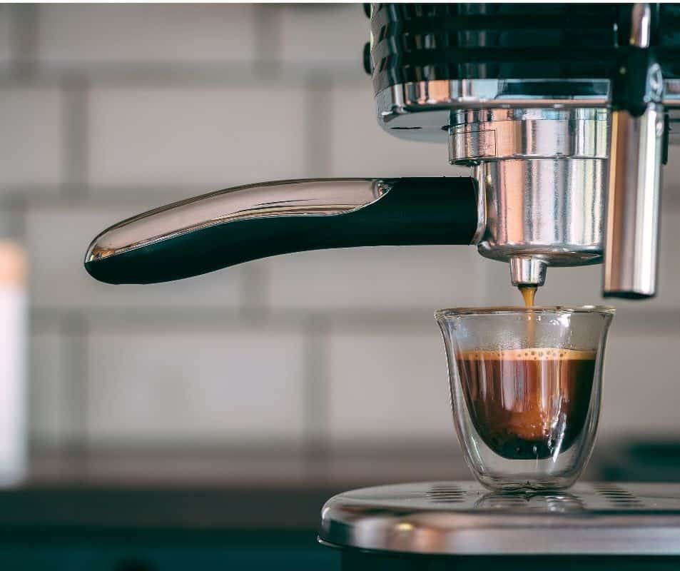 How To Clean An Espresso Machine (**Home Guide**) Majesty Coffee School