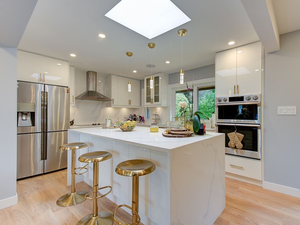 4640 Highland Boulevard, North Vancouver Majid Talebi Vancouver Realtor®