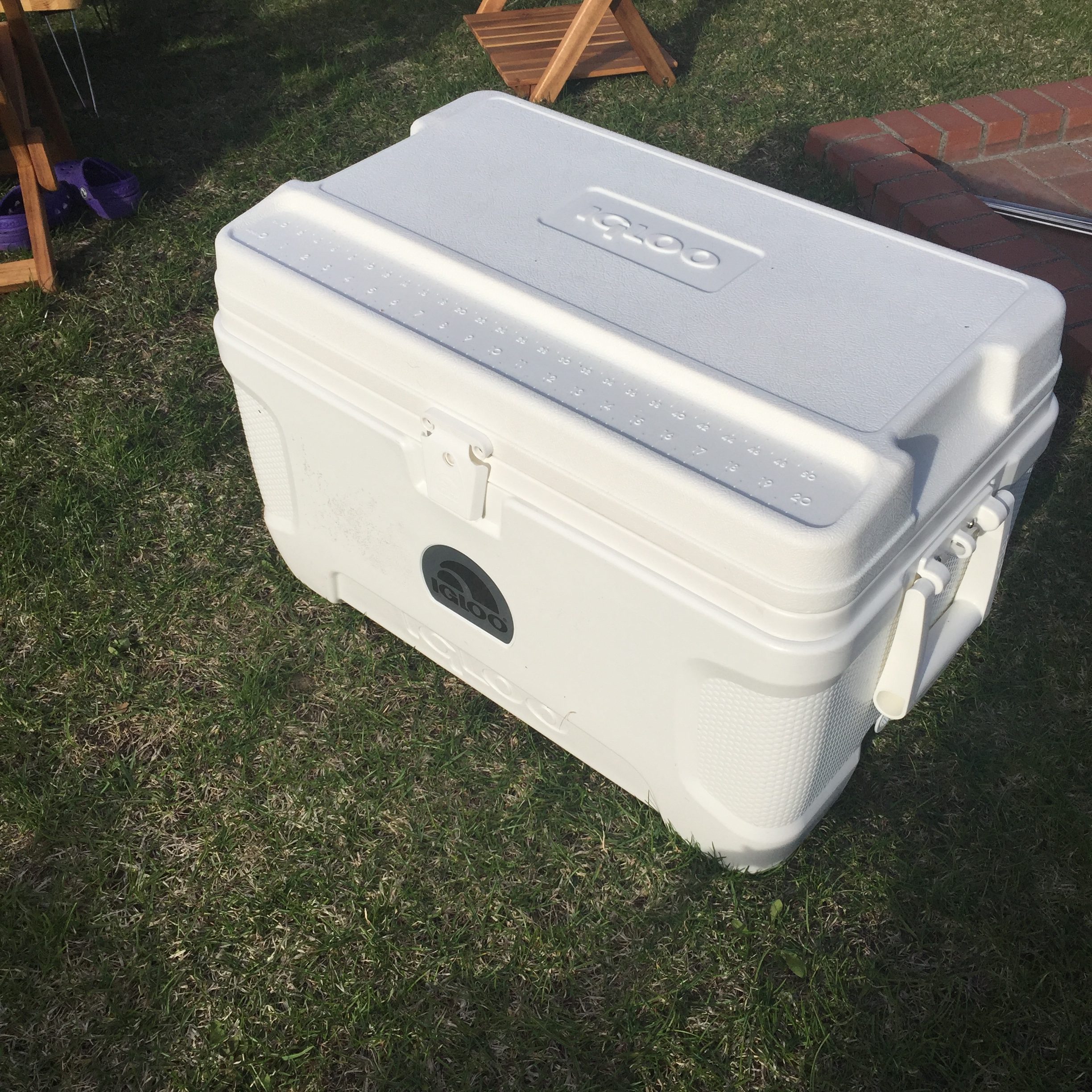 イグルーのちょいおしゃれなクーラーボックス【igloo MARINE4 54QT】をキャンプ用に購入