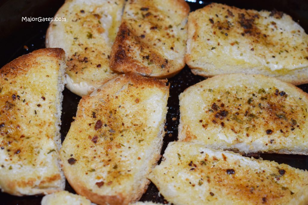 Hamburger Bun Garlic Bread · Major Gates