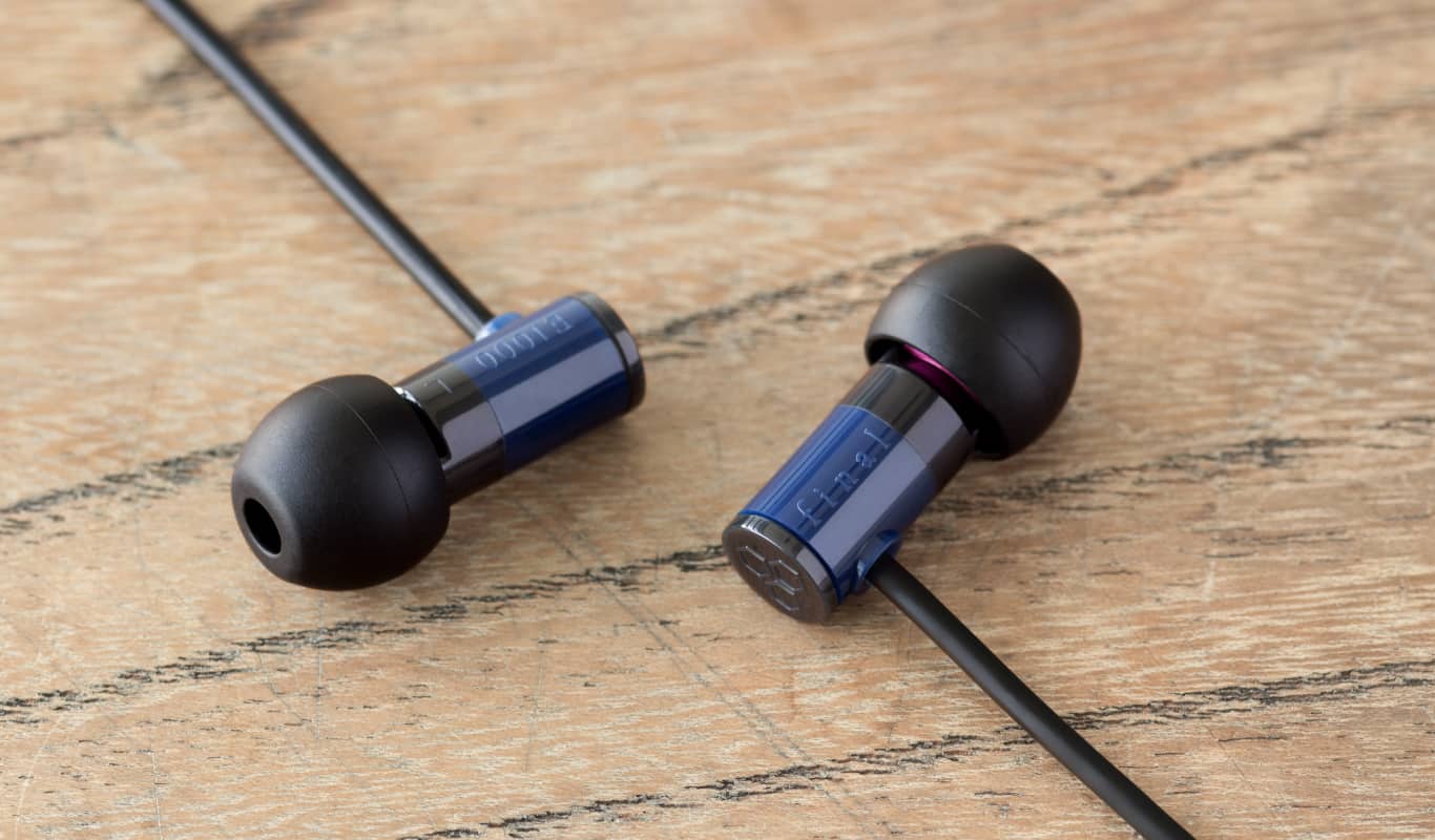 Final Audio E1000 InEar Headphones Review