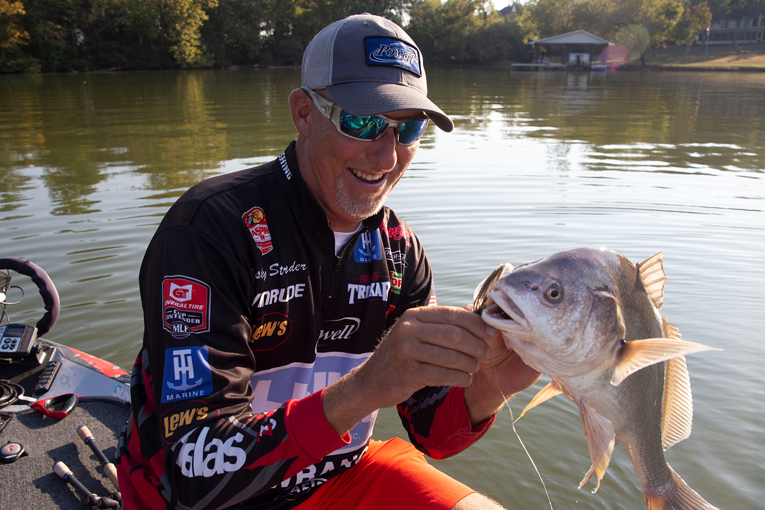 A Morning with Wesley Strader on Watts Bar Lake Major League Fishing
