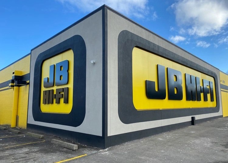 JB HiFi Signage Major Media