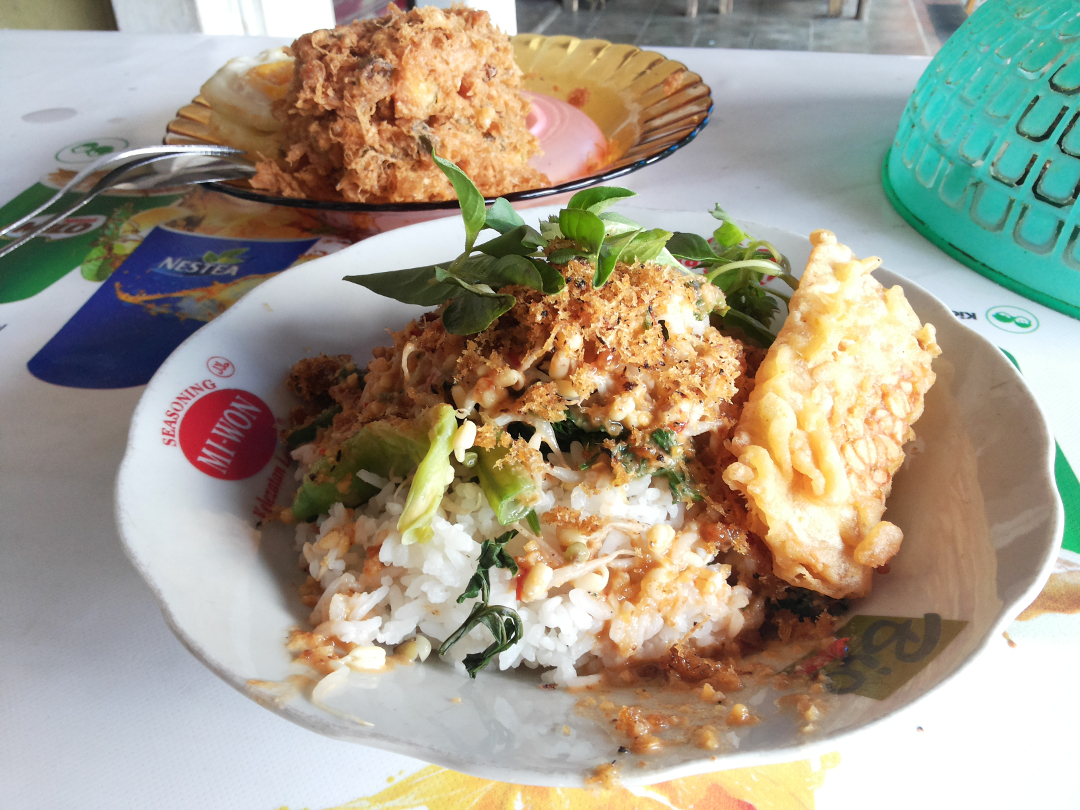 Nasi Pecel Mas Dono Makan Keliling