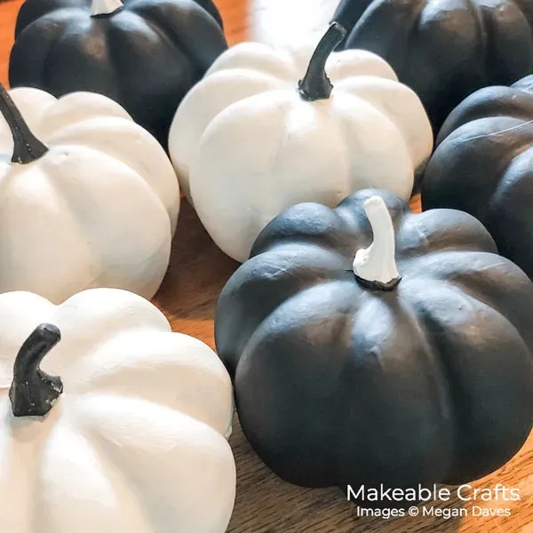 Painting Dollar Store Pumpkins Makeable Crafts