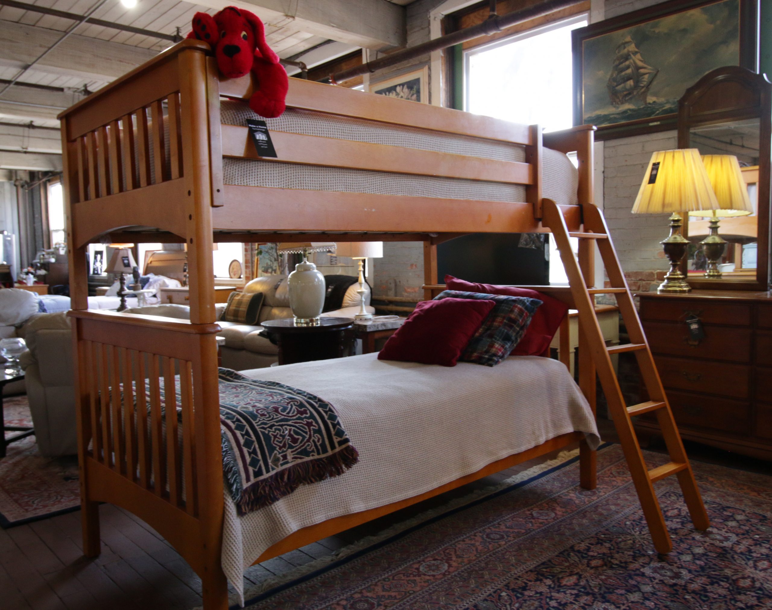 Light wood Bunk bed (twin size) Make a Home Furnishings