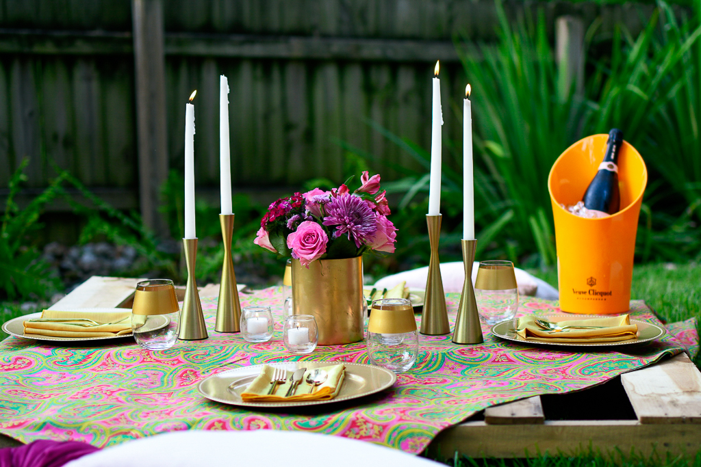 Five Romantic Picnic Ideas that are Easy, and Inexpensive!