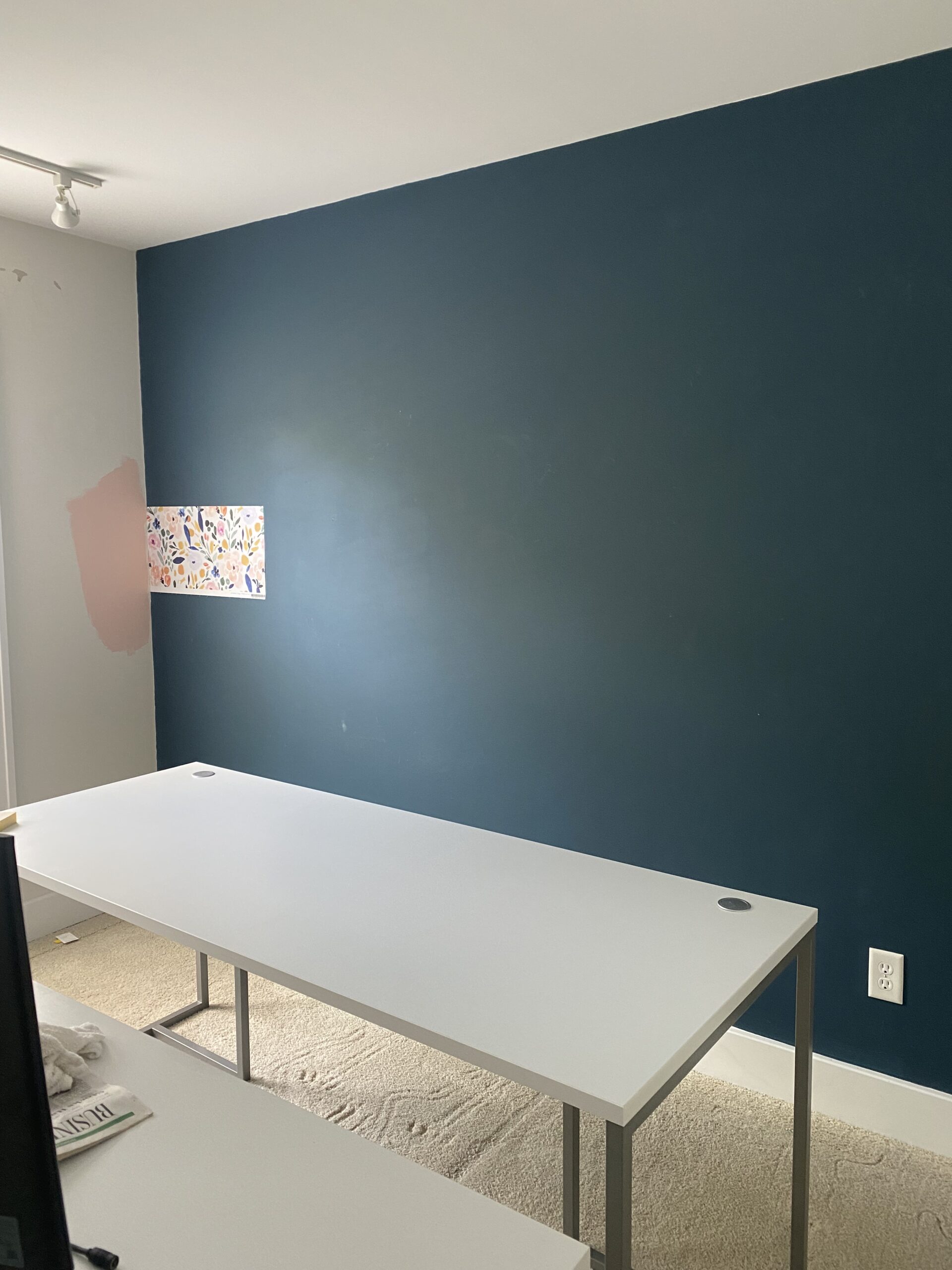 Five Tips to Hang Removable Wallpaper You Need to Know!