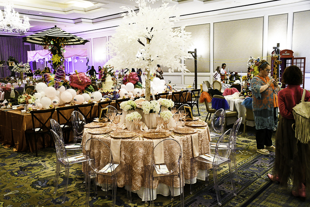 Beautiful Tabletop Decor Ideas that Also Benefit a Great Cause