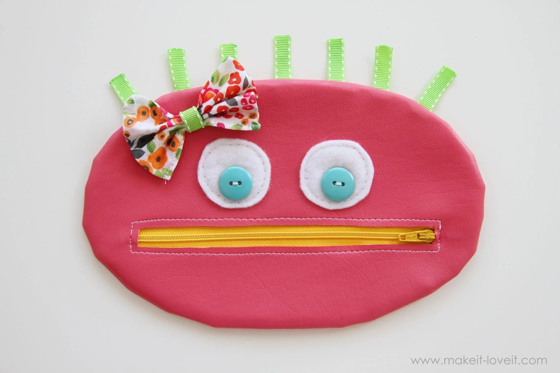 Zipper Mouth Pencil Case {girl version} Make It & Love It