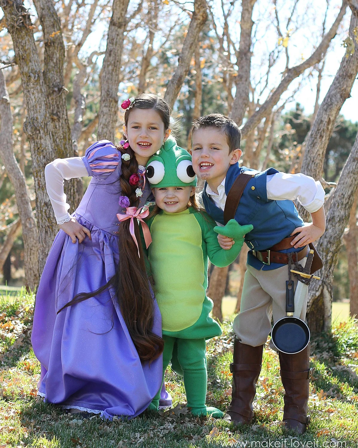 Halloween Costumes 2013 The Whole TANGLED Crew (plus a video!!) Make
