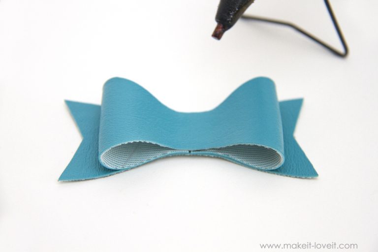 DIY Vinyl Hair Bows...for BACKTOSCHOOL!! Make It & Love It