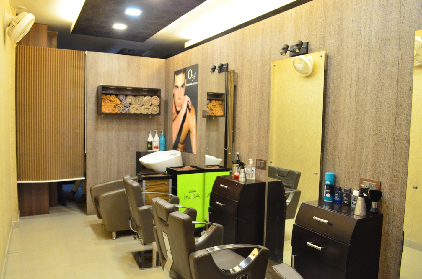 mensection2 Makeover Unisex Beauty Salon in Haldwani, Uttarakhand