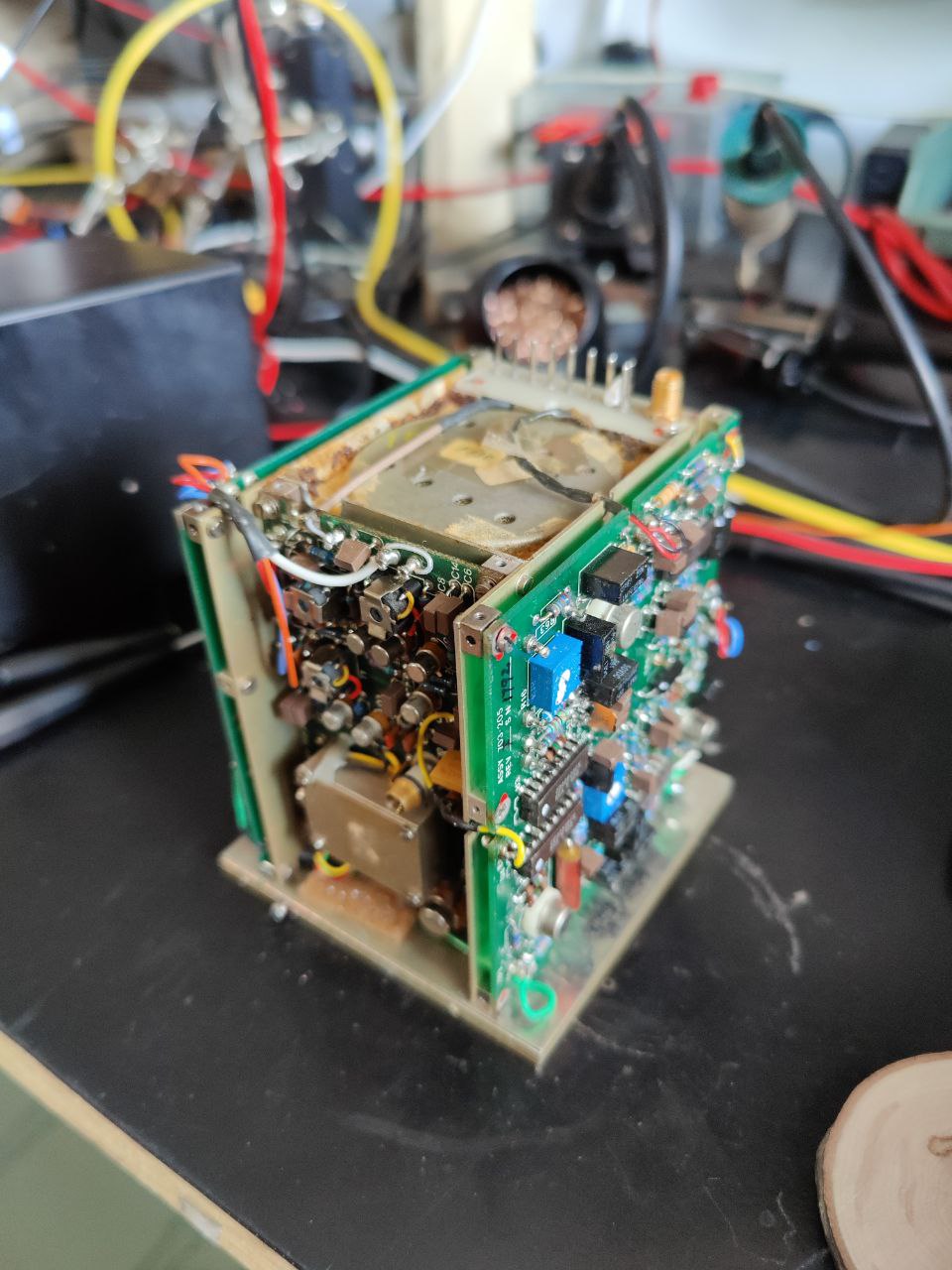 Maker Faire Time & frequency syncing demo with atomic clock and GPS