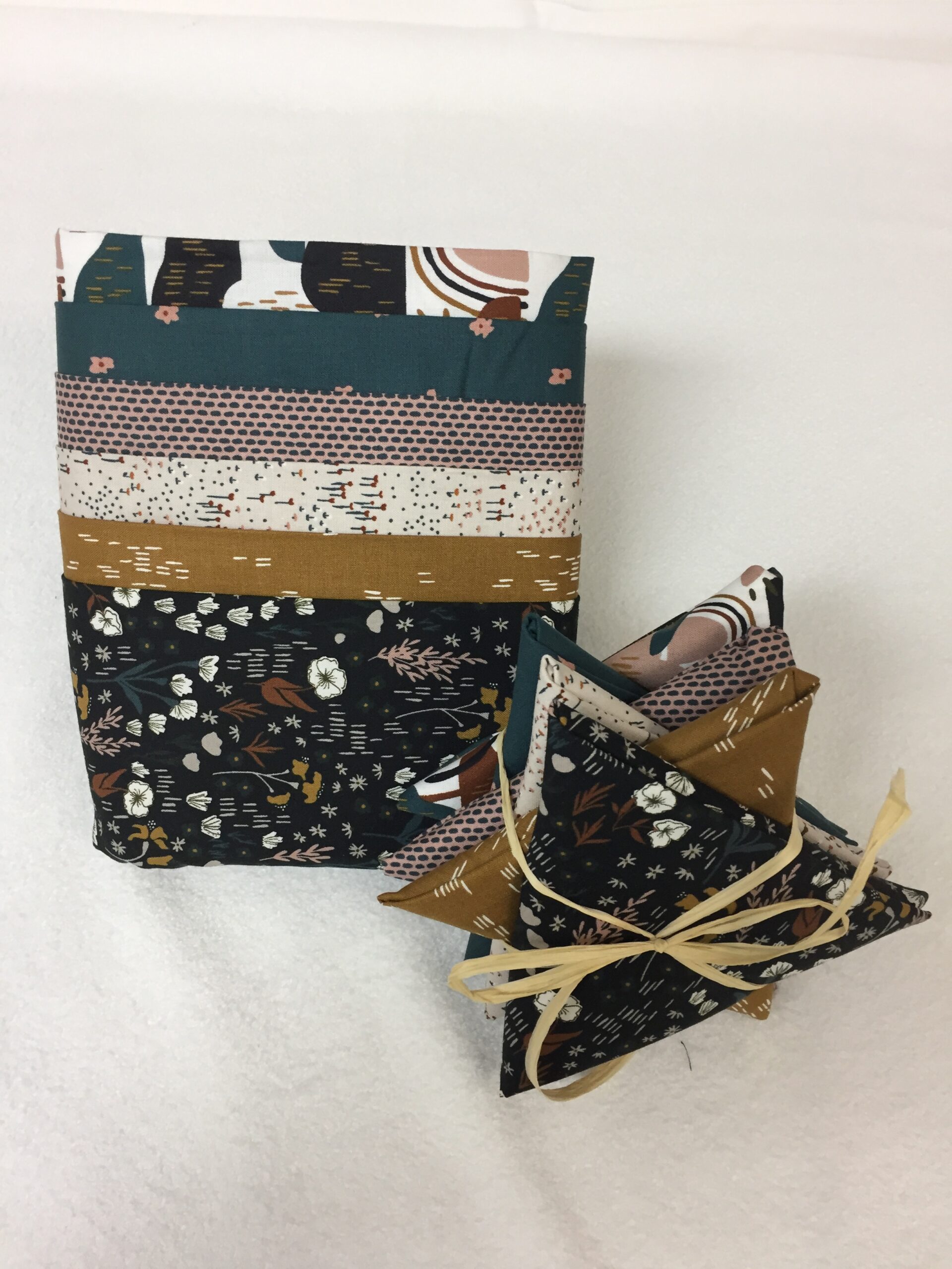 Dear Isla by Hope Johnson for Cotton and Steel Bundles Maker Savvy