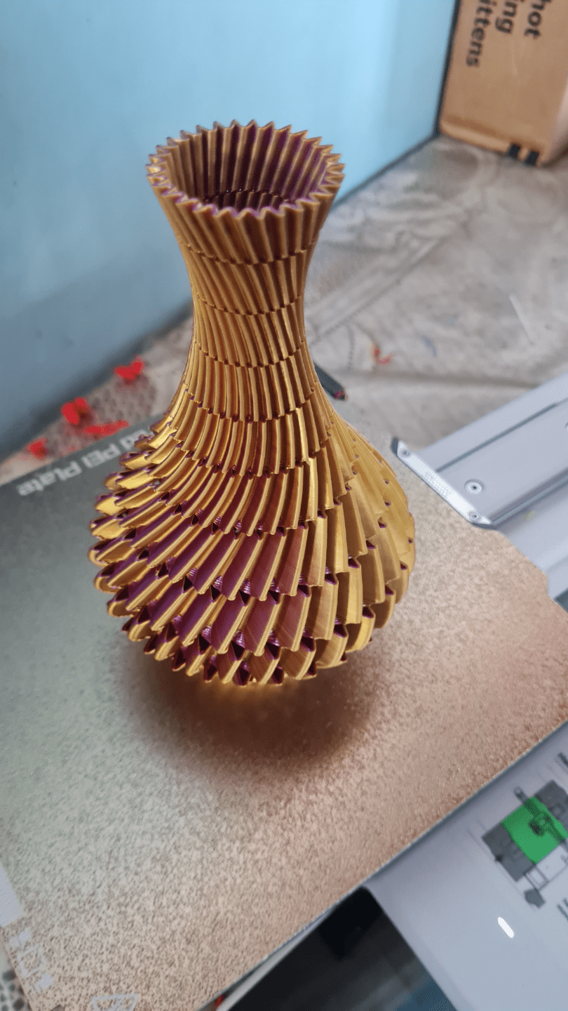 Glitched Spiral Vase Remixed by Lalboys Design and 3D Printing MakerWorld