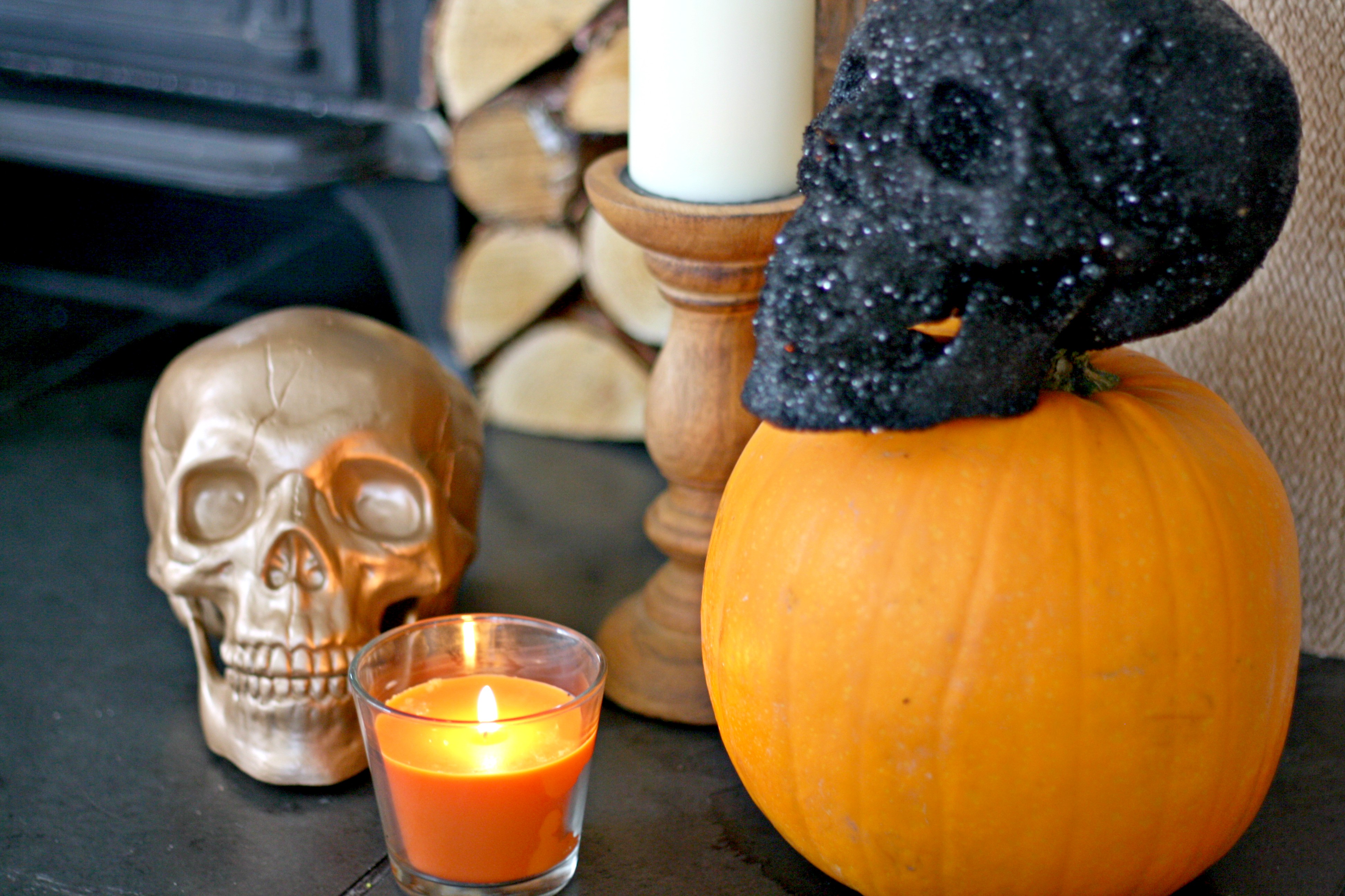 Glam Halloween Skulls Makes, Bakes and Decor