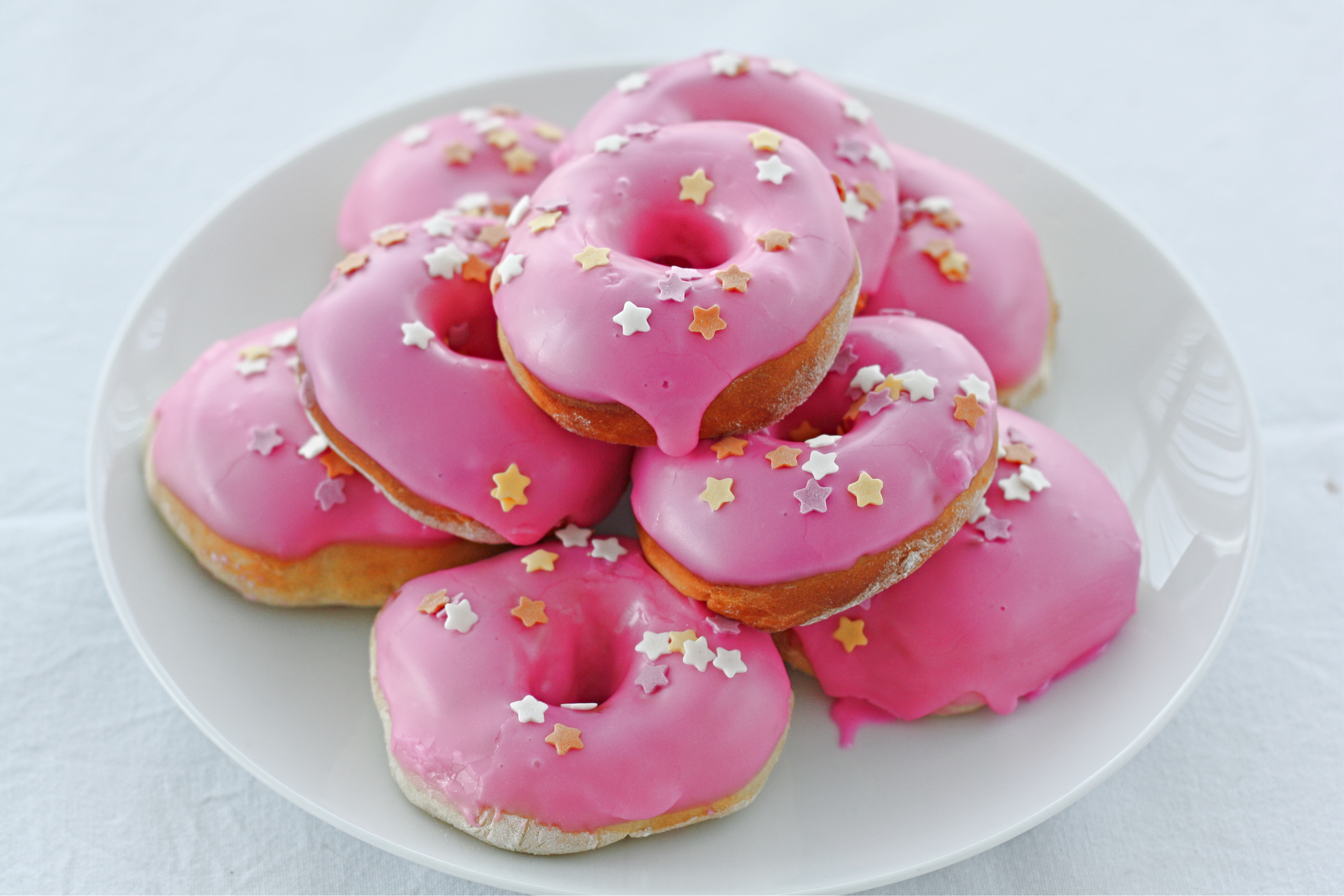 Baked Doughnuts and a Kitchen Aid Giveaway Makes, Bakes and Decor