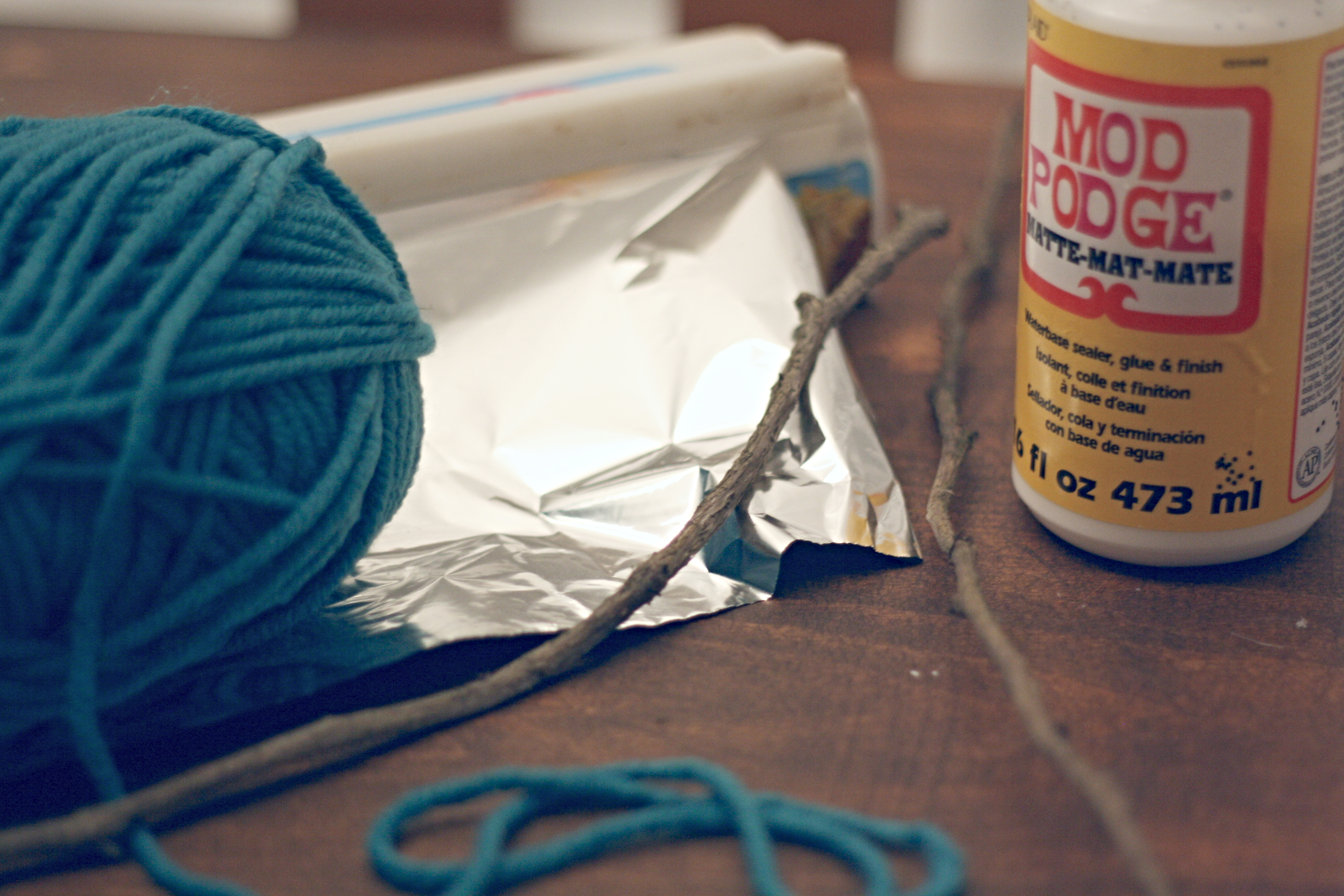 Decorative Wool Balls Makes, Bakes and Decor