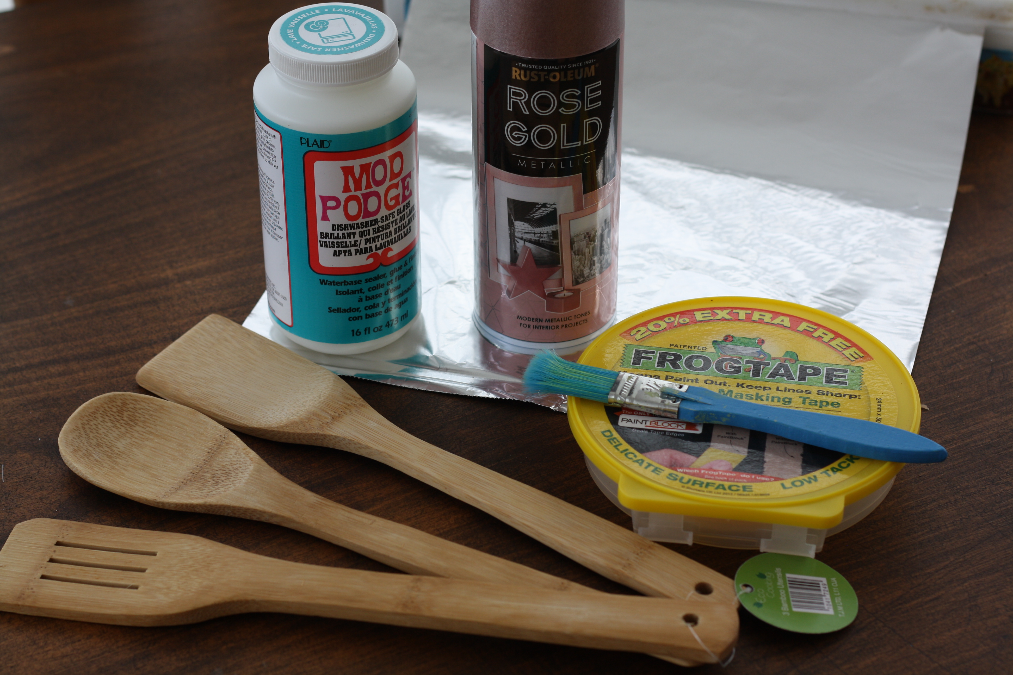 Spray Painted Kitchen Utensils Makes, Bakes and Decor