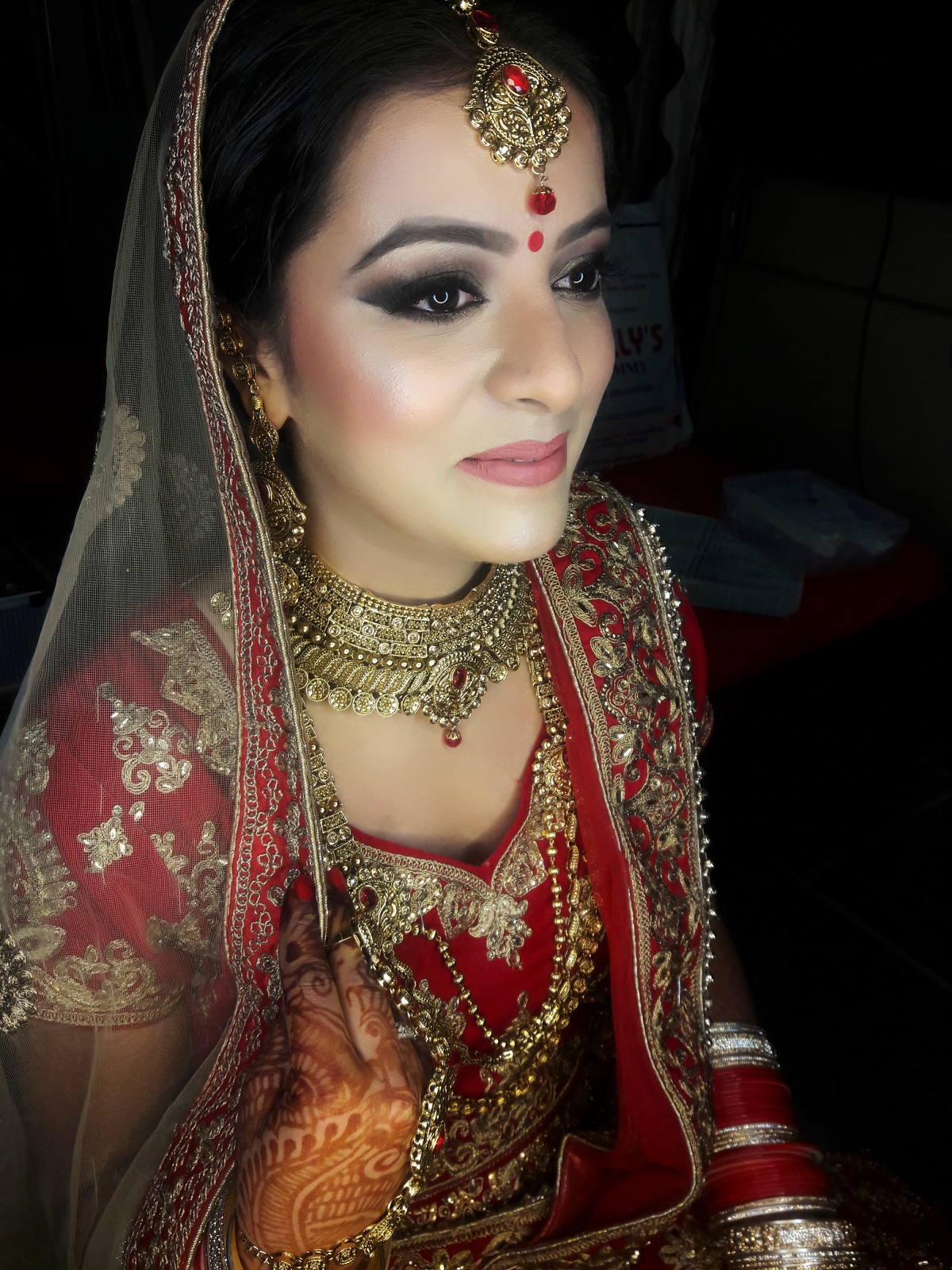 Gurpreet Mahar Makeup Artist Services, Review and Info Olready