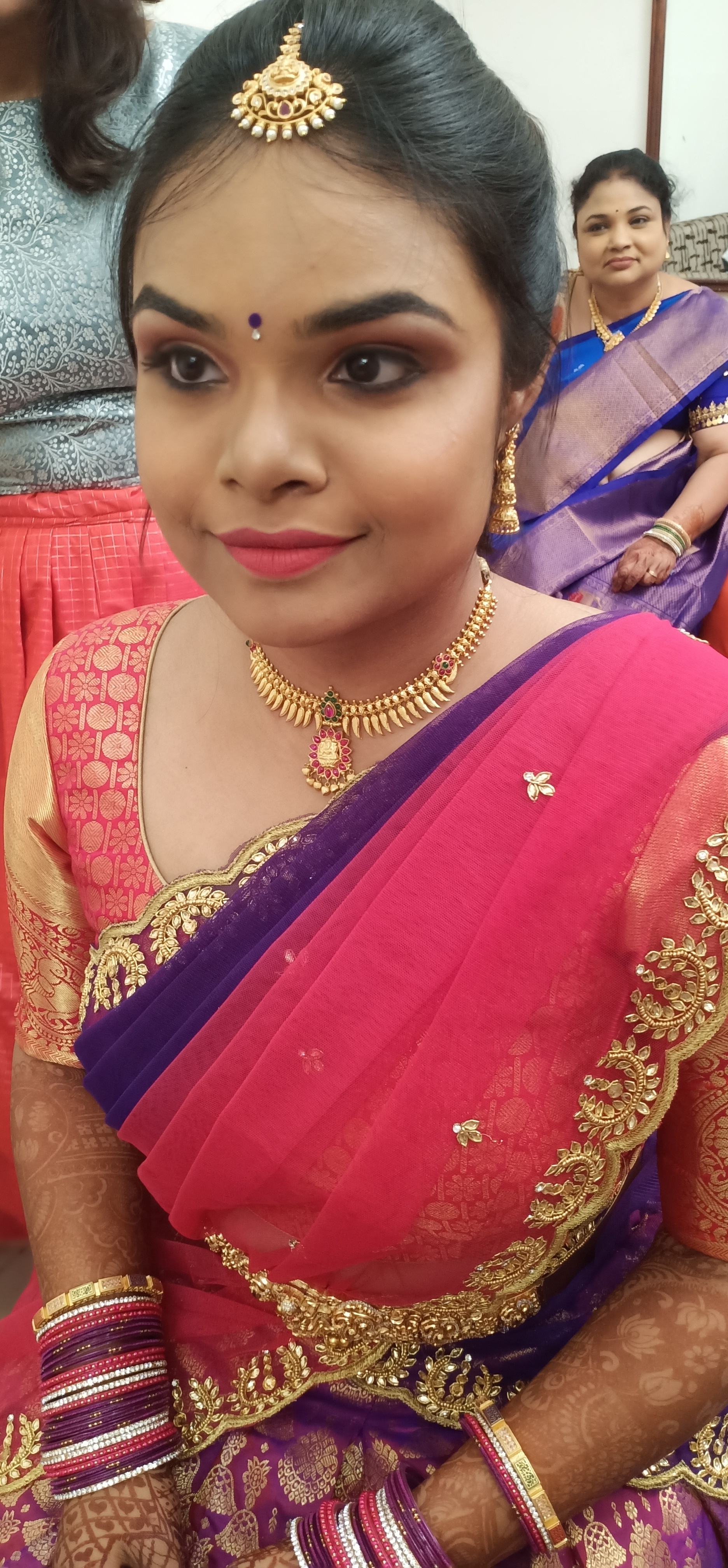 Raghavi Makeup Artist Services, Review and Info Olready