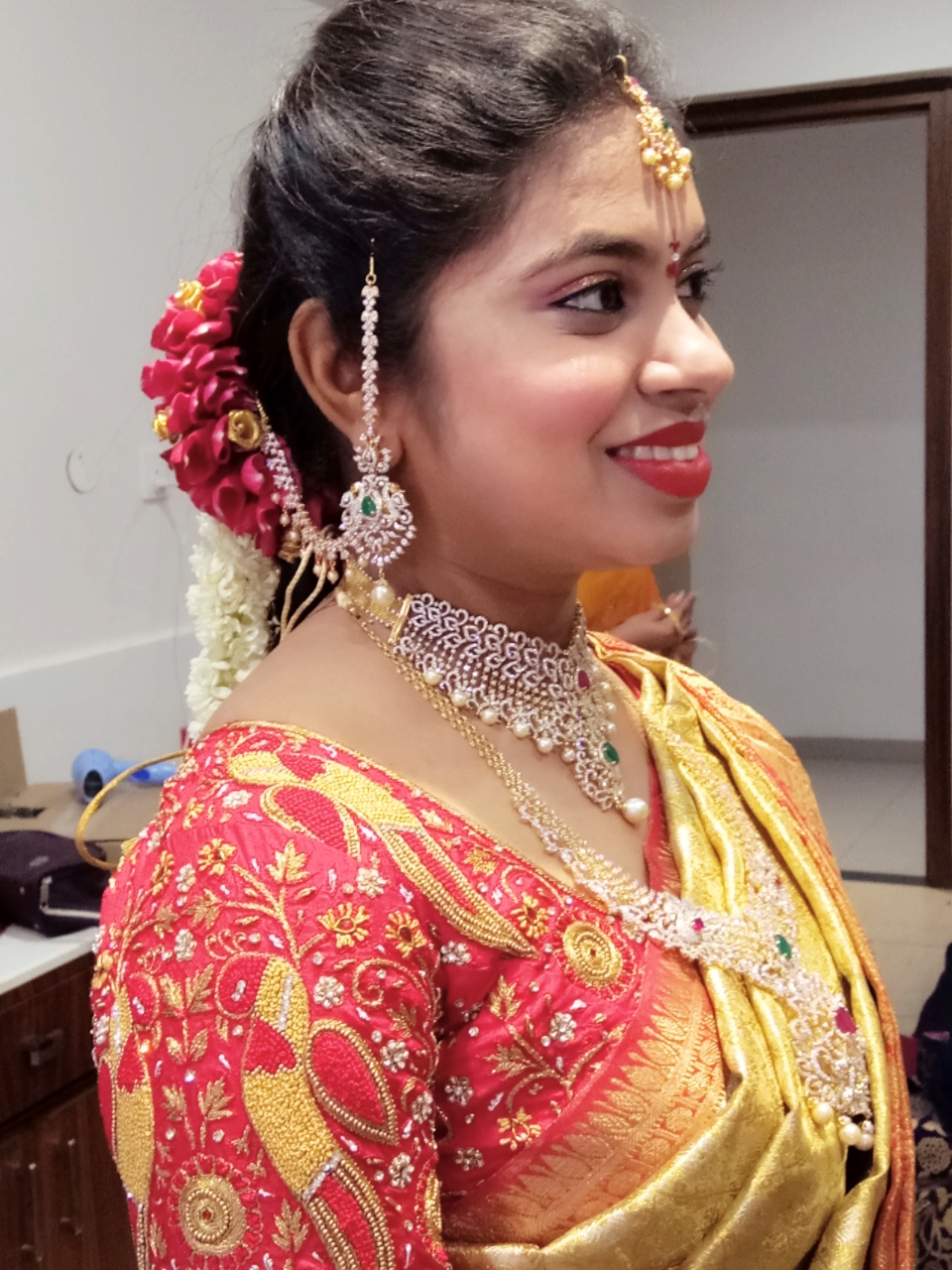 Raghavi Makeup Artist Services, Review and Info Olready