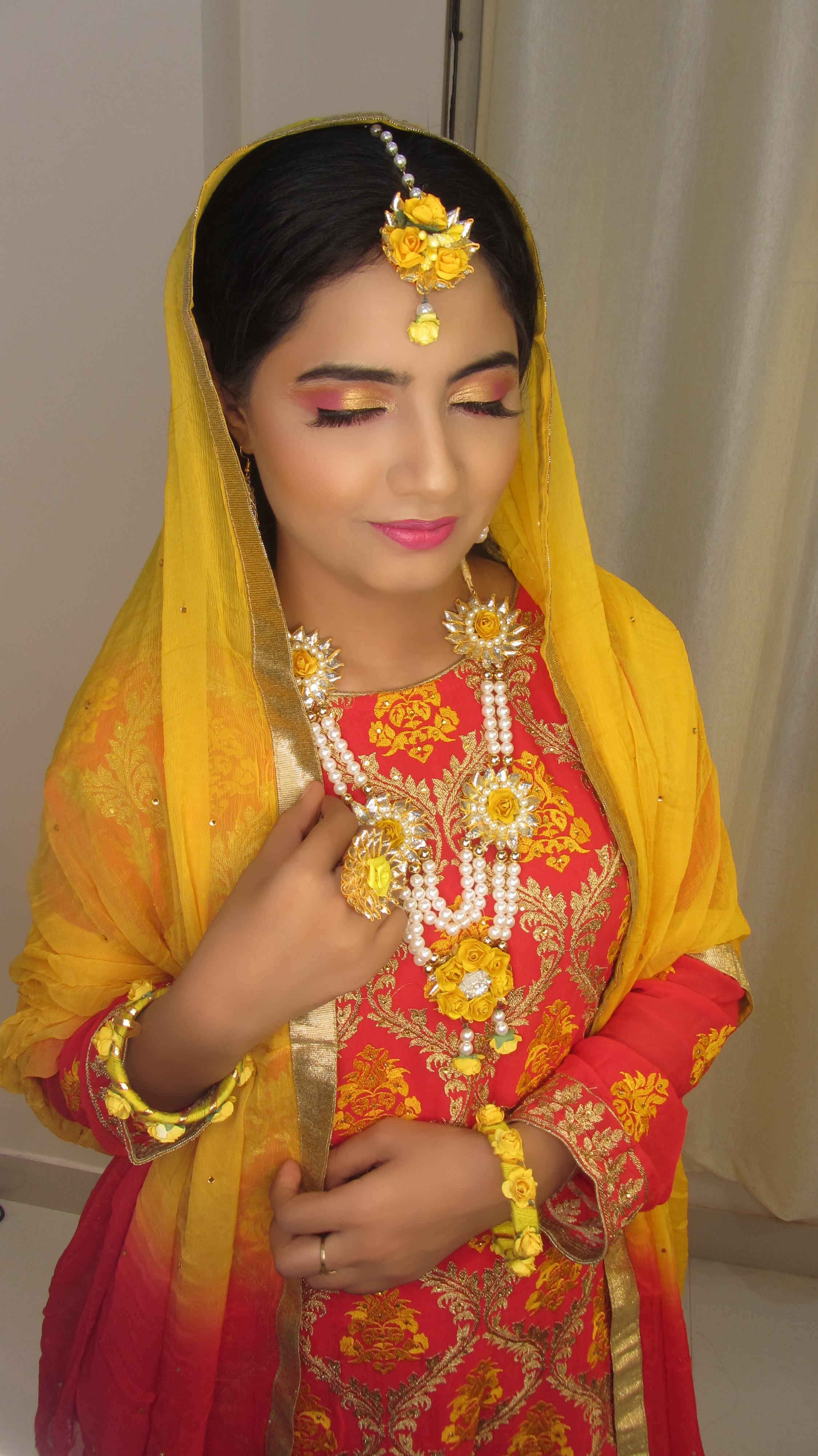 Ayesha Khan Makeup Artist Services, Review and Info Olready