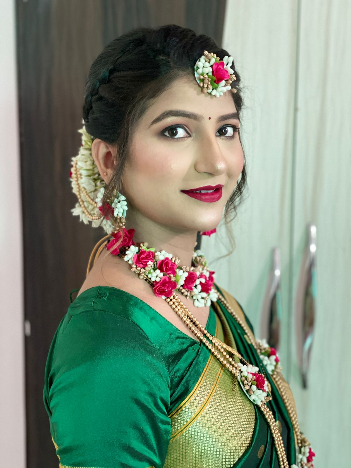 Aachal Prabhakar Bhangale Makeup Artist Services, Review and Info Olready