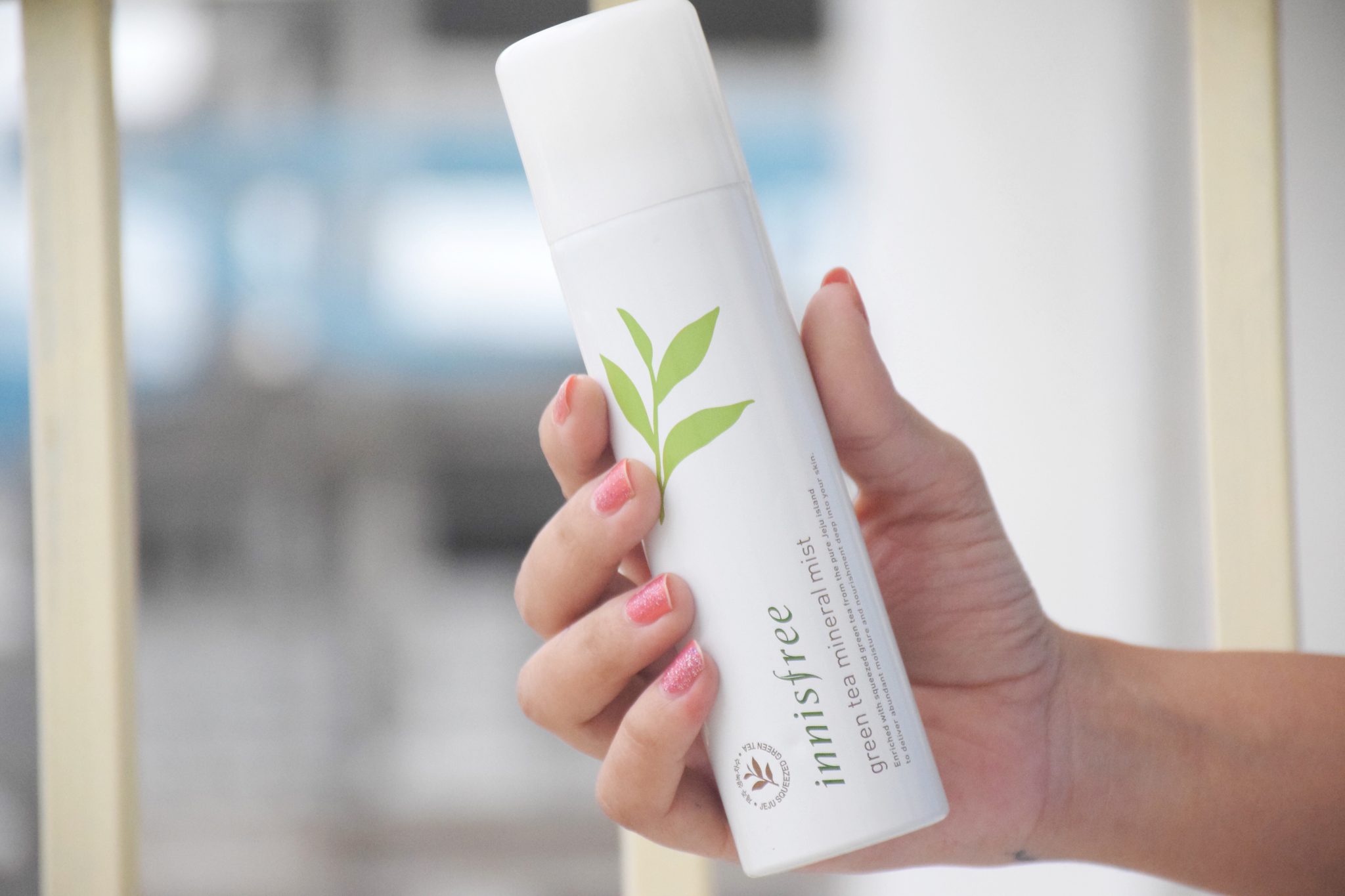 Innisfree green tea mineral mist Review MakeupAndSmiles