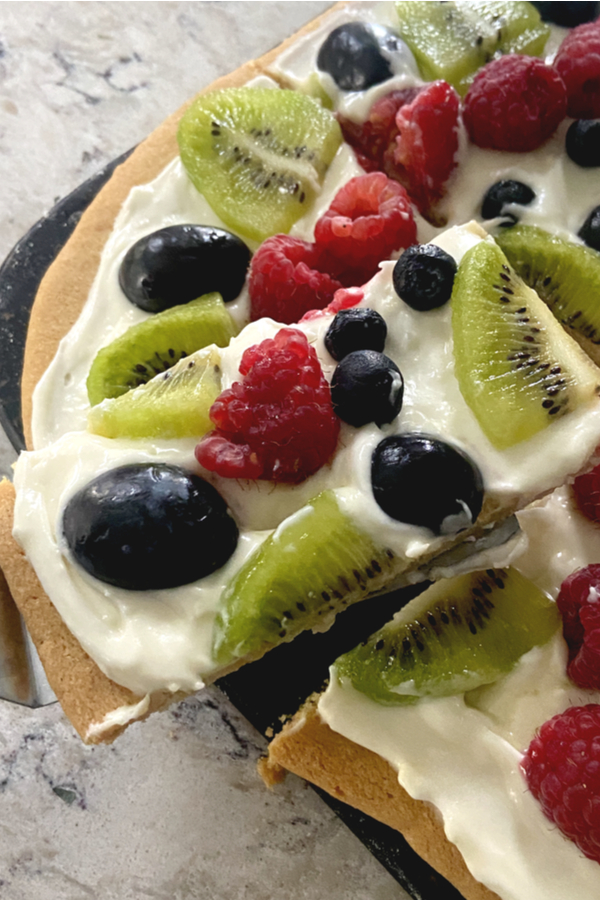 Easy Fruit Pizza Recipe The Perfect Summer Dessert!