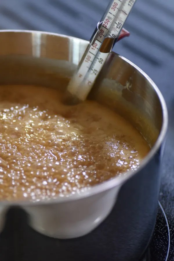 Easy Peanut Brittle Recipe Make Your Meals