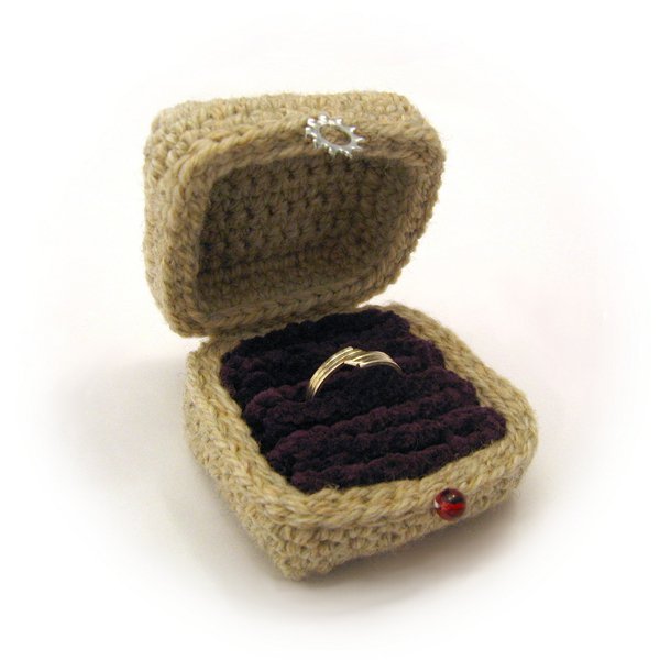 These 9 Diy Ring Boxes Are The Ultimate Valentine S Day Surprise Make