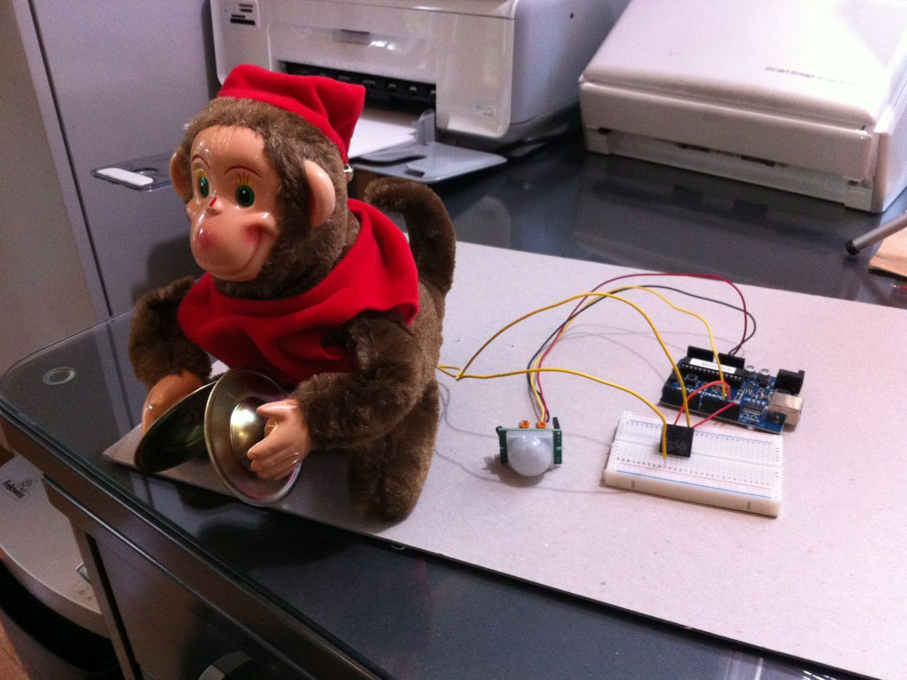 Monkey Couch Guardian Make