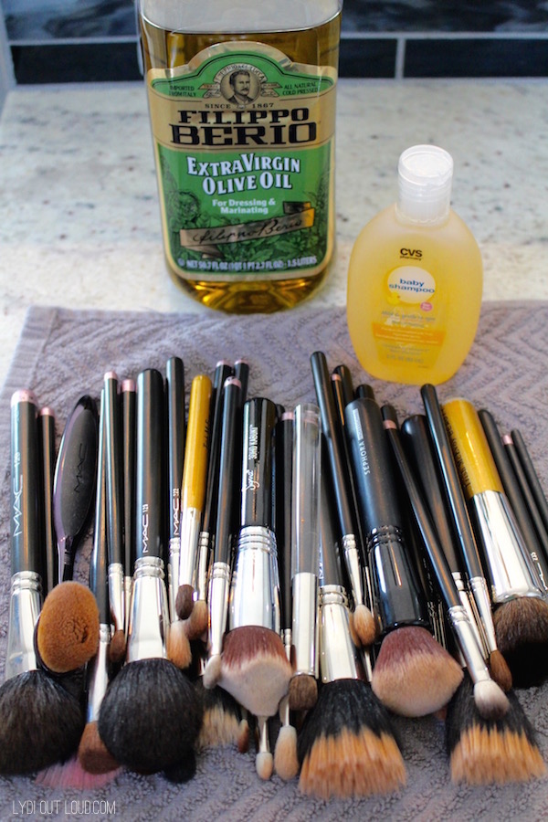 27 Cleaning Hacks to Make Life Easier Making Lemonade